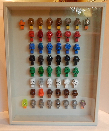 Made a little wall mounted mask display thing : r/bioniclelego