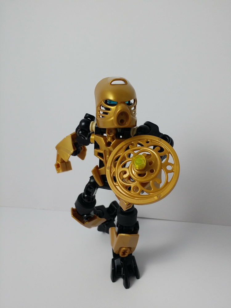 golden lego figure