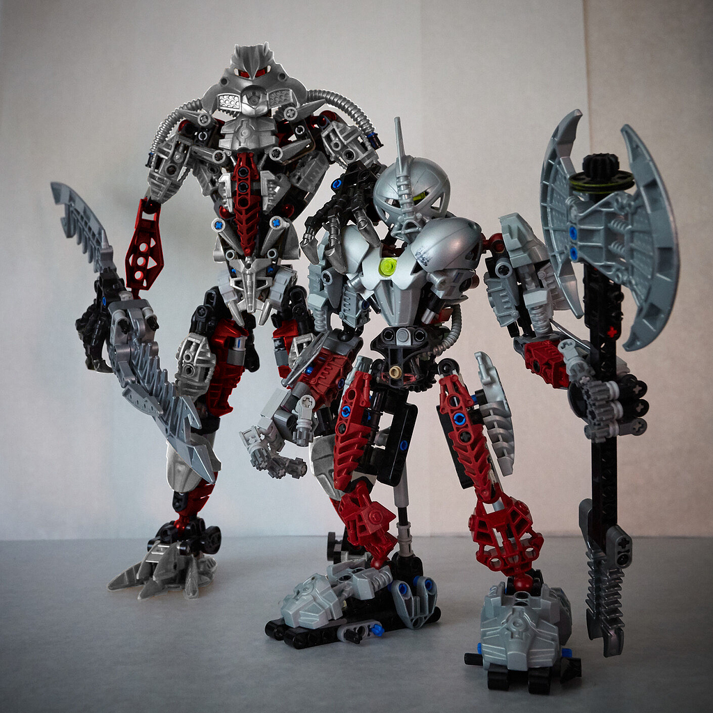 Bionicle axonn 2025 and brutaka