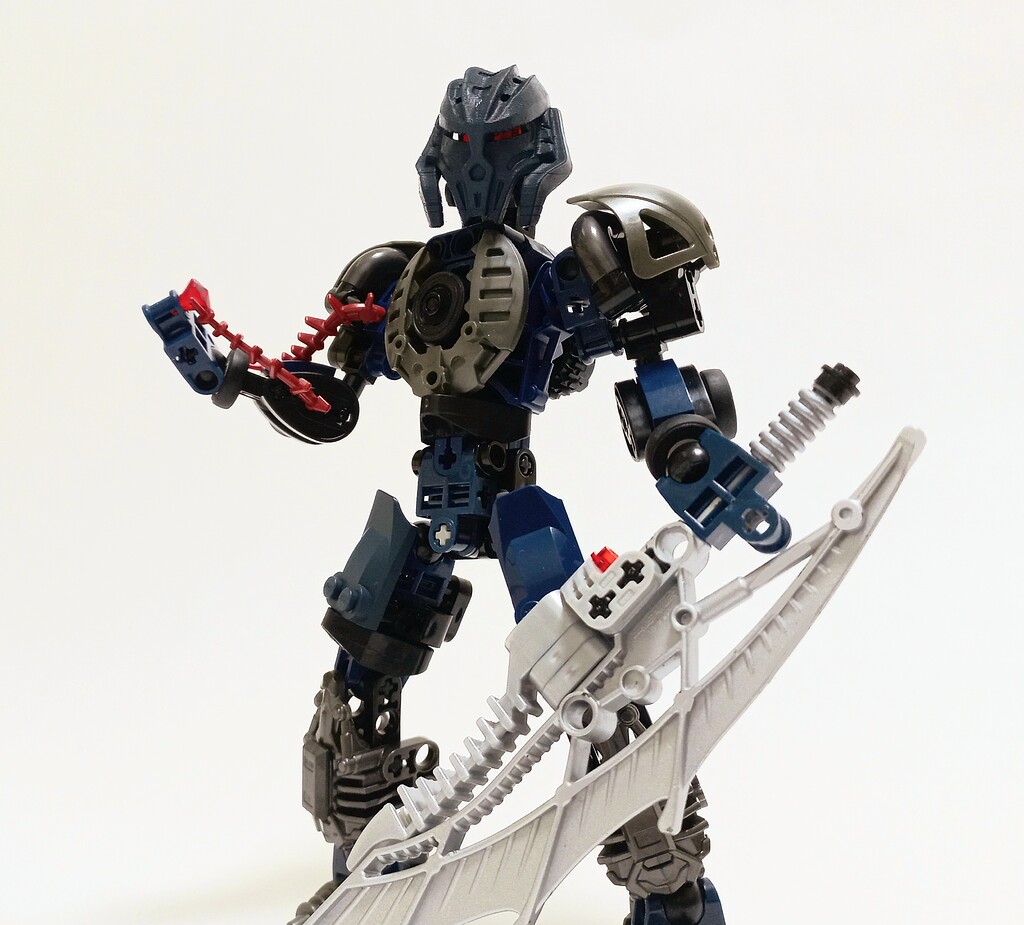 Tuyet, the vicious traitor, the brutal toa of Mangai - Lego Creations ...