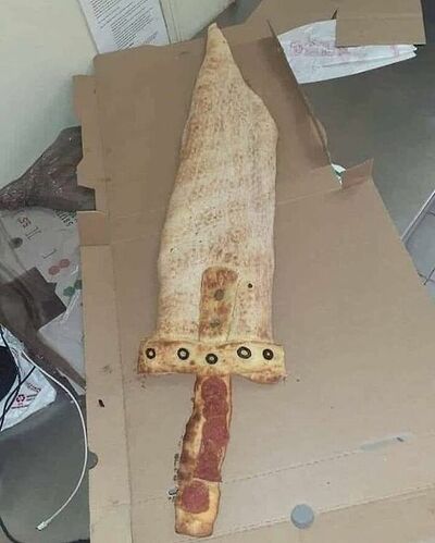 pizzas-with-threatening-auras-66e7da798273d__700