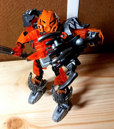 G2 Toa Ahkmou with a normal mask