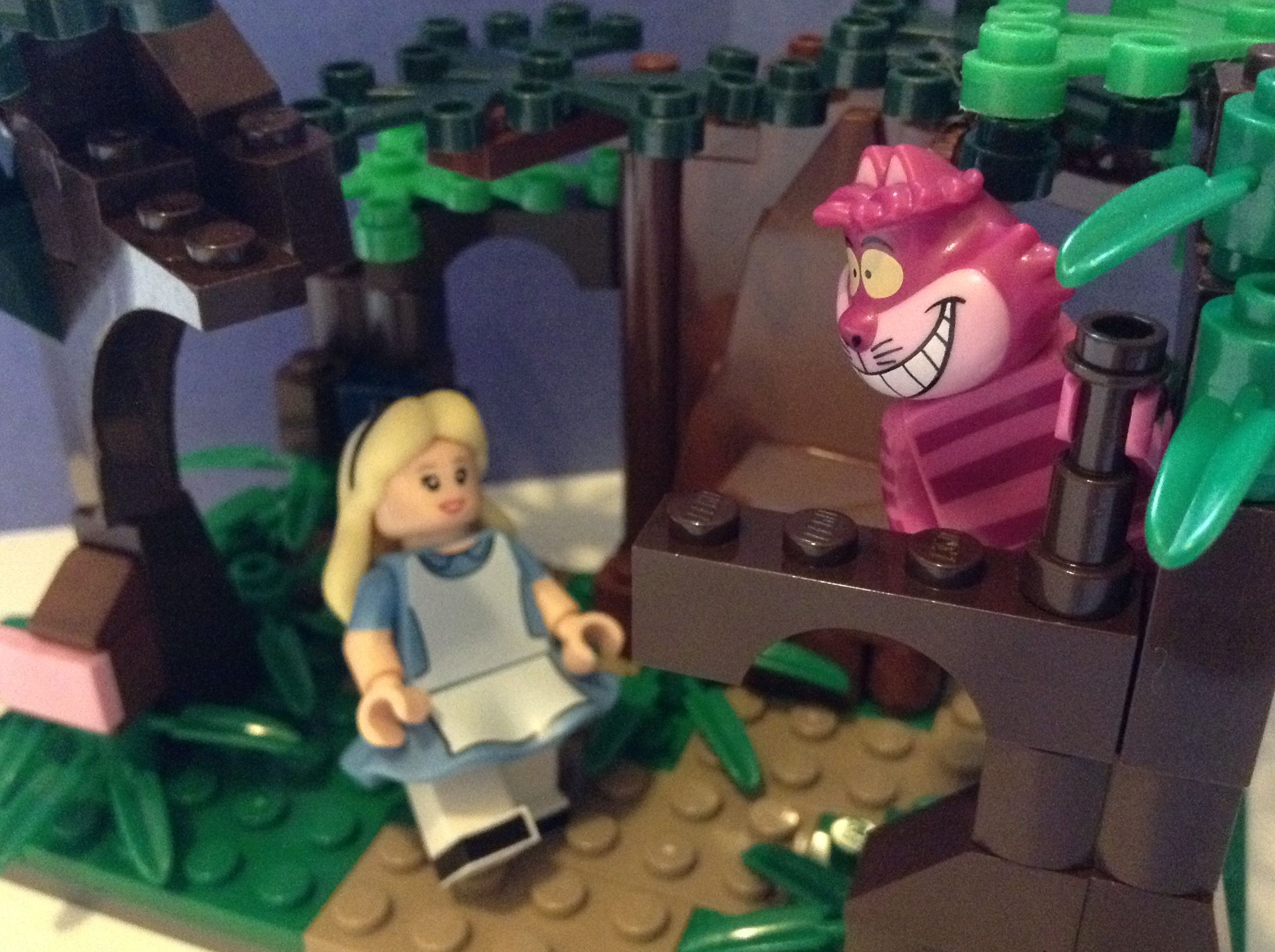 LEGO minifigures Alice Disney