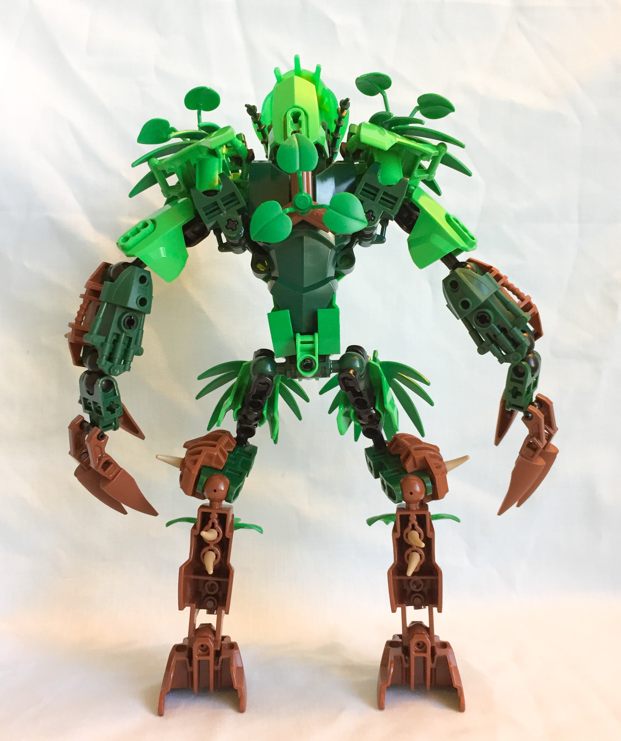 Sporagmos - Ancient Forest Deity - Lego Creations - The TTV Message Boards