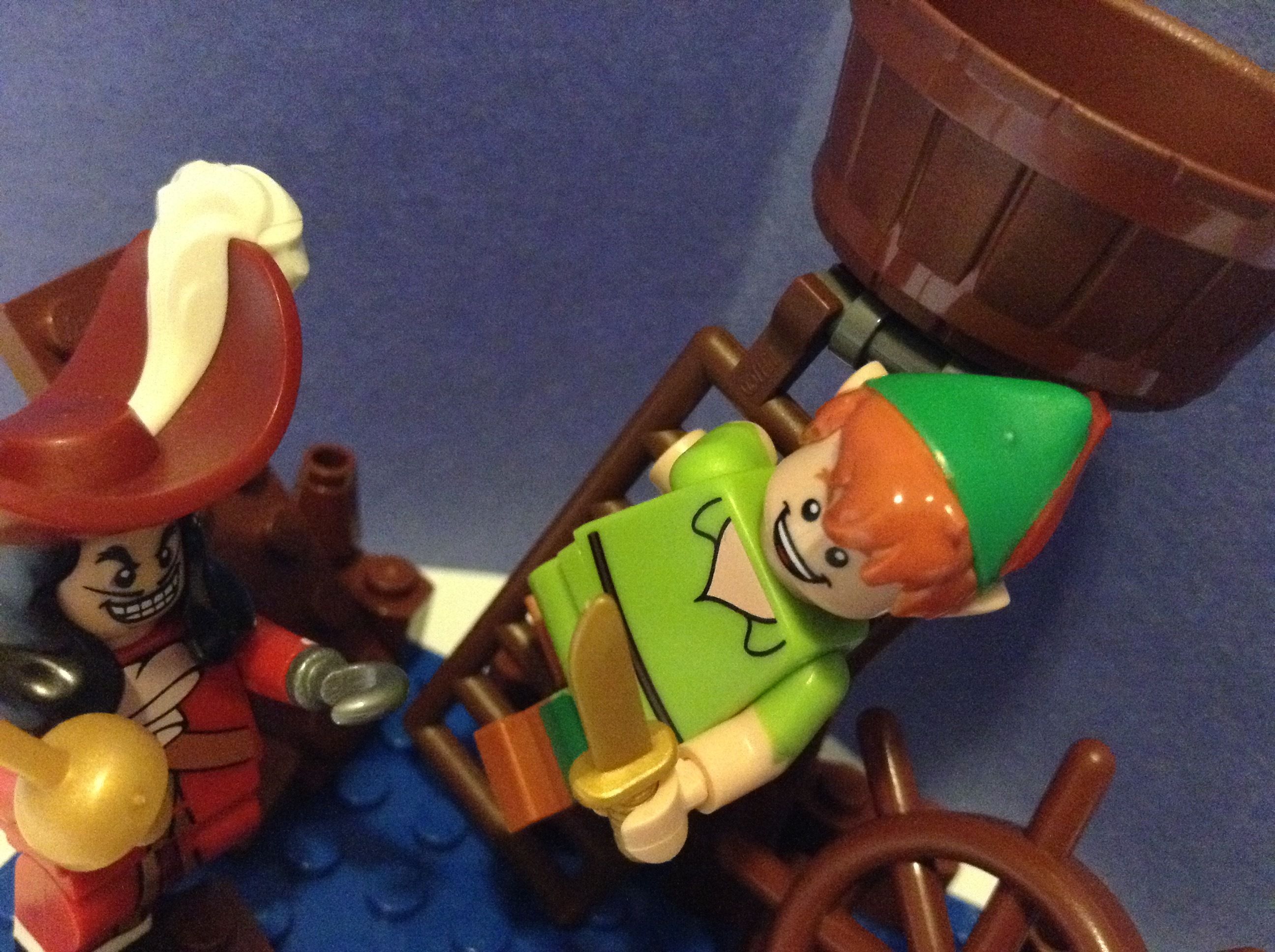 LEGO Disney Vignettes: Peter Pan and a Disney Battle Royale - Lego