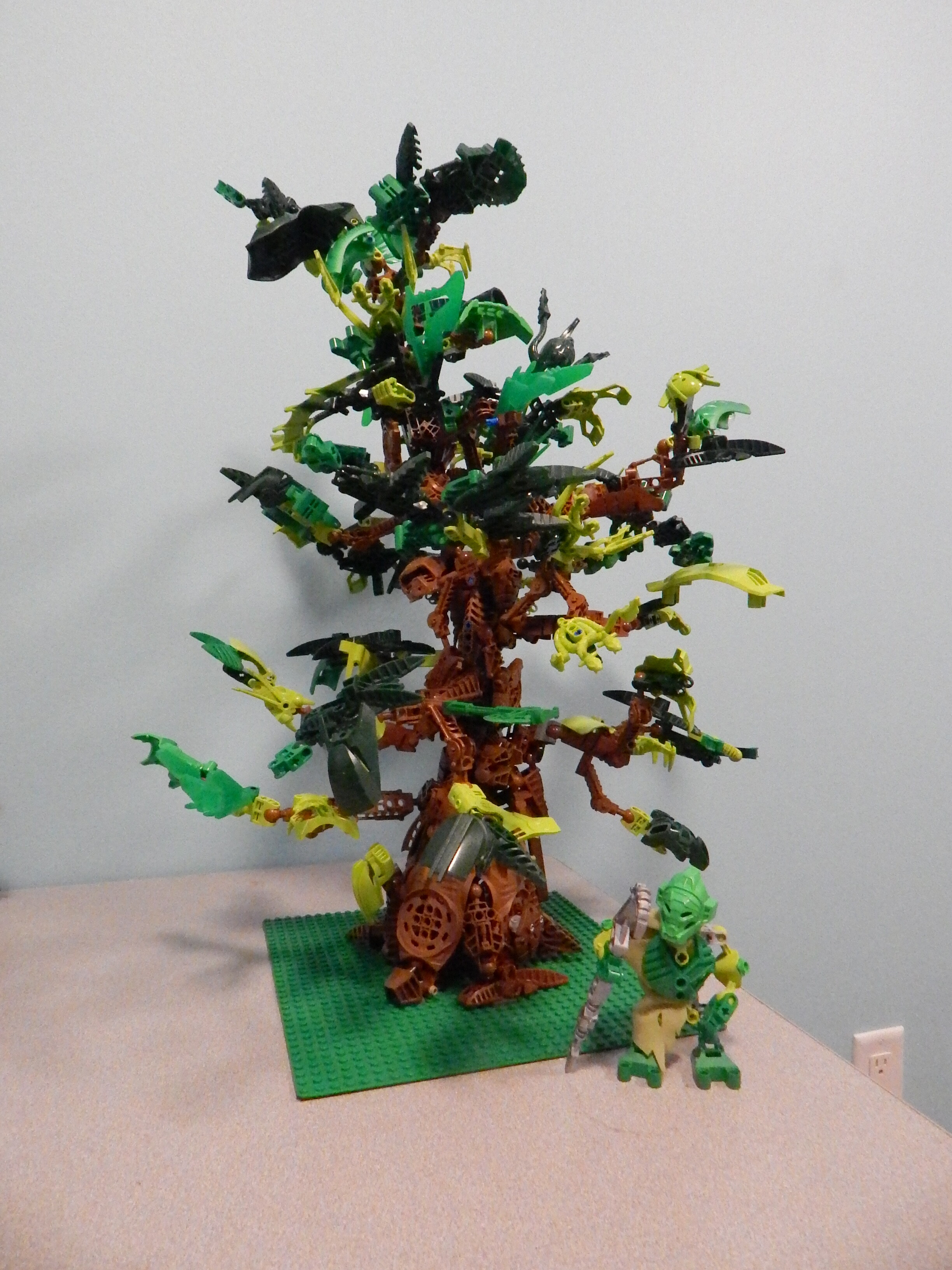 Don t grow a tree. Just build a tree Lego Creations The TTV