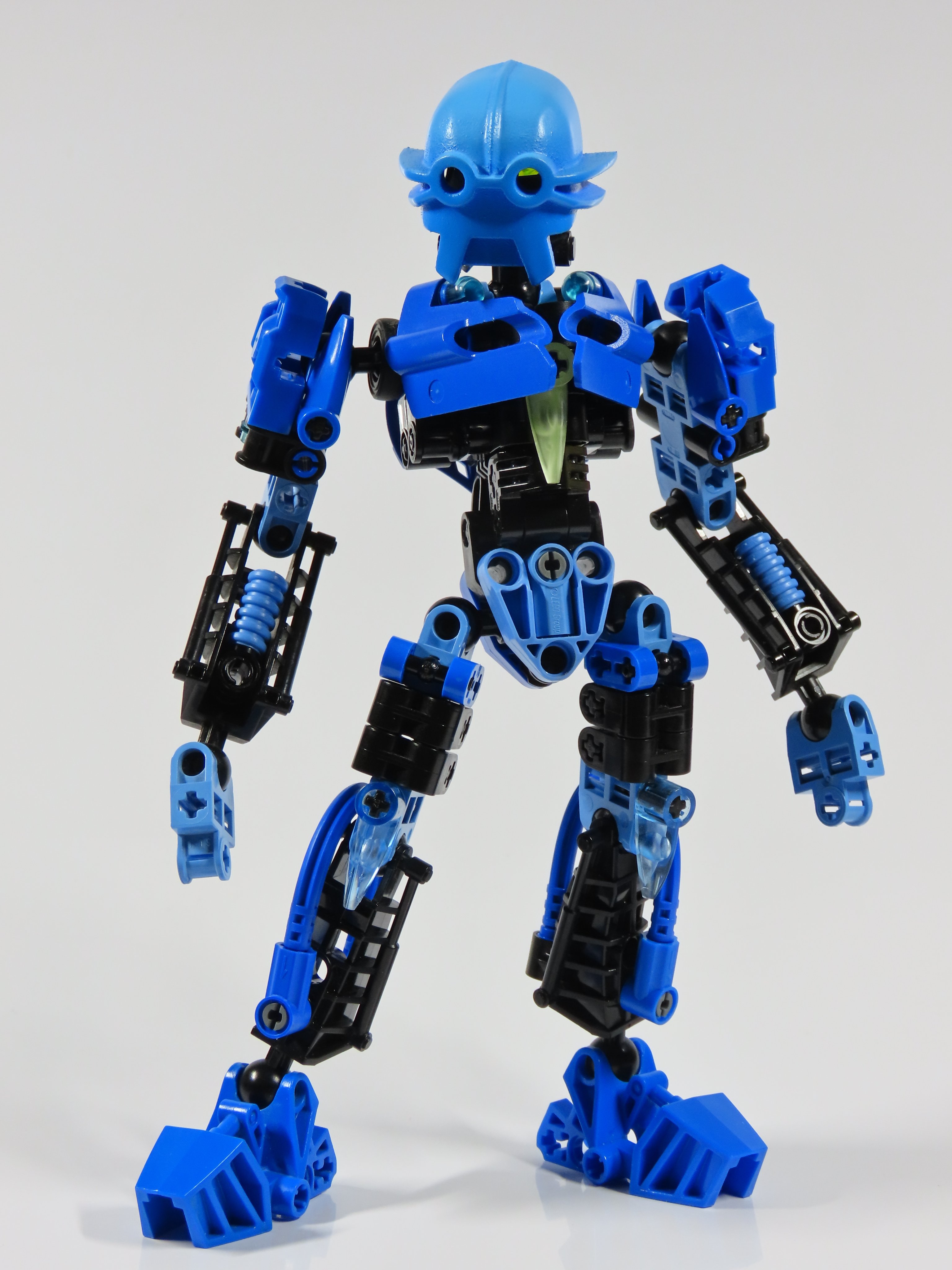 Naho, the Toa Mangai of water(ver.Bu) - Lego Creations - The TTV ...